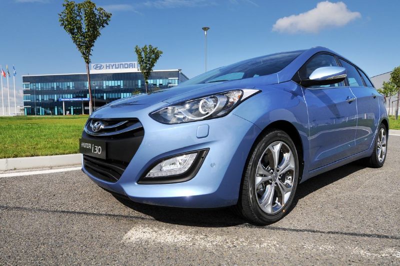 Zvýšenou poptávku po vozech značky Hyundai pokryjí mimořádné směny. 
