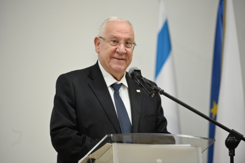 Izraelský prezident Reuven Rivlin nepřijede do Česka na připomínku výročí osvobození Osvětimi. Izraelský prezident Reuven Rivlin nepřijede do Česka na připomínku výročí osvobození Osvětimi.