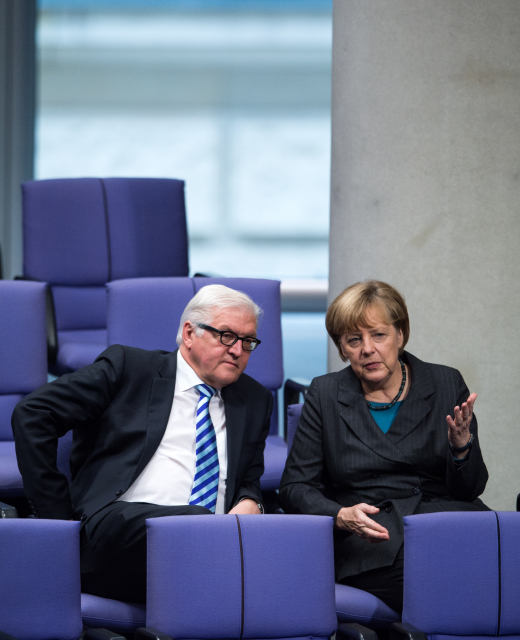 Kancléřka Angela Merkelová a ministr zahraničí Frank-Walter Steinmeier.