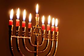 Chanuka letos začíná 17. prosince (ilustrační foto).