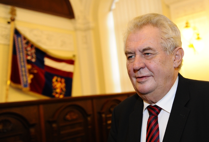 Prezident Zeman během návštěvy Jihomoravského kraje se setkal i se studenty Univerzity obrany. Prezident Zeman během návštěvy Jihomoravského kraje se setkal i se studenty Univerzity obrany.