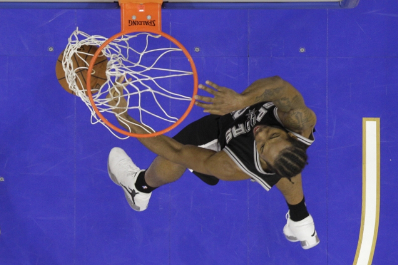 Basketbalisté San Antonia vyhráli poosmé za sebou.