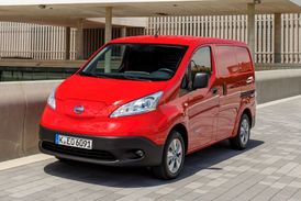 Kompaktní městská dodávka Nissan e-NV200.