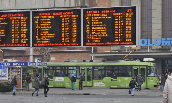 Vlaky by ve čtvrtek už měly jezdit ve valné většině dle jízdního řádu.