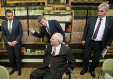Zleva ministři financí Slovenska Peter Kažimír, České republiky Andrej Babiš, Německa Wolfgang Schäuble a Rakouska Hans Jörg Schellig .