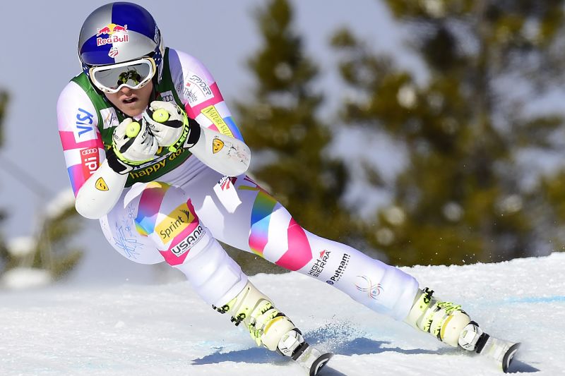 Lindsey Vonnová korunovala návrat po zranění druhým místem v superobřím slalomu. Lindsey Vonnová korunovala návrat po zranění druhým místem v superobřím slalomu.