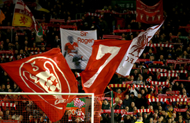 Proslulá atmosféra na Anfield Road.