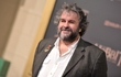 Režisér všech dílů Pána Prstenů i Hobita Peter Jackson.