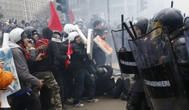 Protesty v Miláně.