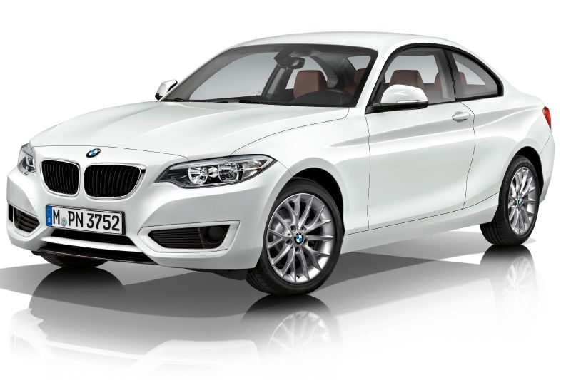 BMW si udržuje vůdčí postavení mezi výronci luxusních vozů.