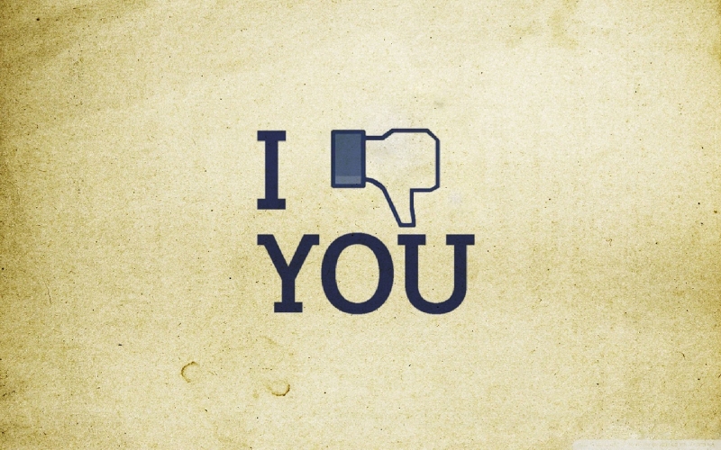 Facebook uvažuje o zavedení tlačítka Dislike.