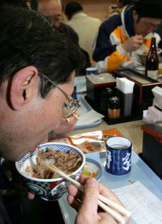 Japonská restaurace na Štědrý den nebude obsluhovat partnerské nebo manželské páry.