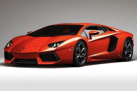 Lamborghini Aventador LP 700-4.