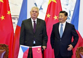 Carl Gershman řekl, že výroky Miloše Zemana v Číně jsou strašné.