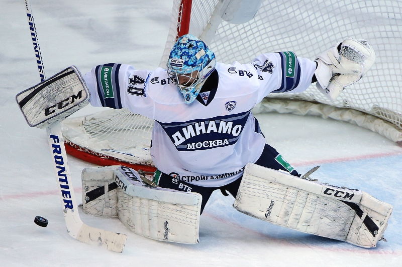 Brankář Dynama Moskva.