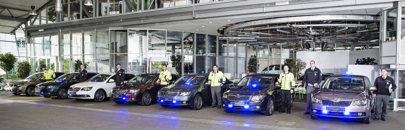 Nové škodovky podle mluvčího policejního prezidia Jozefa Bocána nahradí volkswageny, které policie začala využívat v roce 2009. Nové škodovky podle mluvčího policejního prezidia Jozefa Bocána nahradí volkswageny, které policie začala využívat v roce 2009.