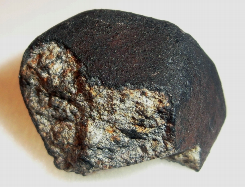 Ilustrační foto. Na snímku je meteorit nalezený v roce 2010 nedaleko Košic na východním Slovensku. Ilustrační foto. Na snímku je meteorit nalezený v roce 2010 nedaleko Košic na východním Slovensku.