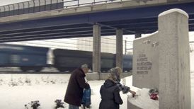 Cyklus Moje soukromá válka popisuje osudy lidí, kteří bojují se zavedenou společenskou praxí.