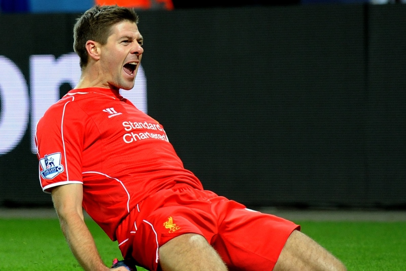 Steven Gerrard by rád končil jako vítěz.