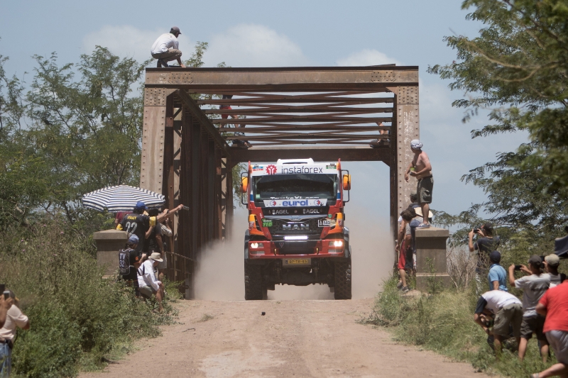 Aleš Loprais s kamionem MAN dojel v třetí etapě Rallye Dakar čtvrtý.