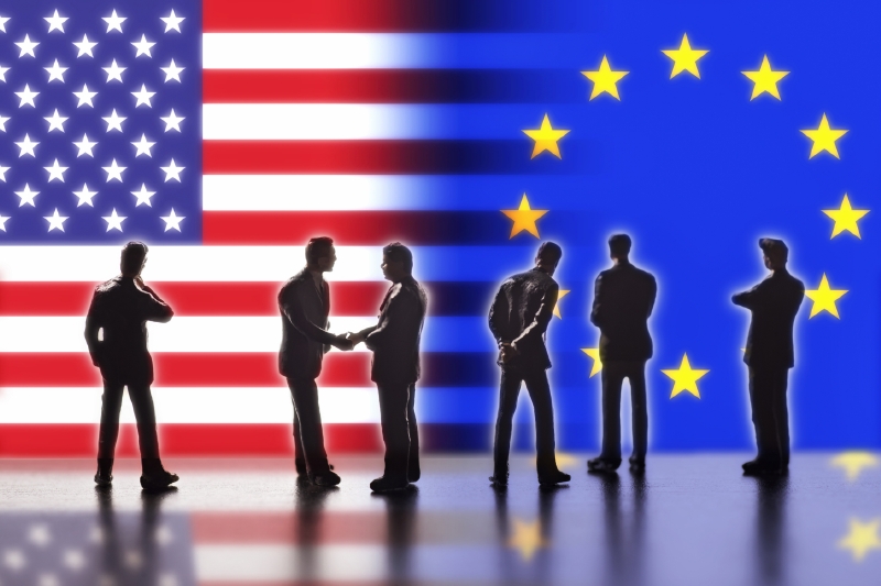 Kráčí EU do područí USA?