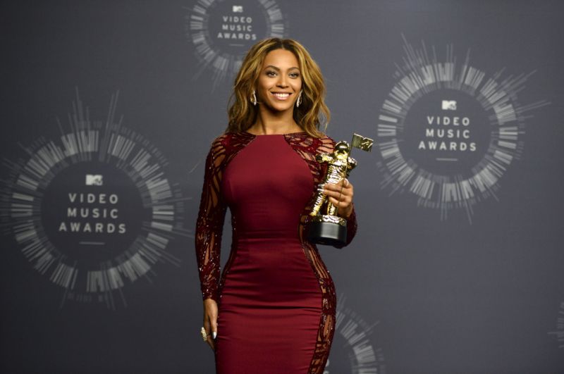 Beyoncé slavila.