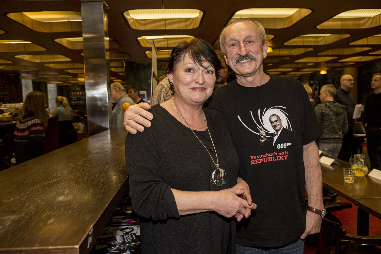 Valérie Zawadská a Oldřich Návrátil spolu v seriálu ztvármili bezdětný manželský pár, který stmelovala láska ke koním.
