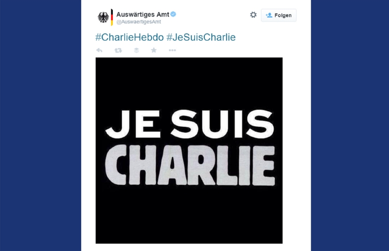 Příspěvek na Twitteru s klíčovým slovem #JeSuisCharlie.