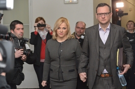 Jana Nečasová má plnou podporu manžela Petra Nečase.