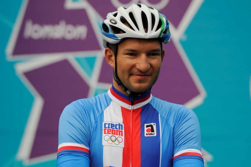 Cyklista Jan Bárta by neměl ani v letošním roce chybět na Tour de France, na níž se vloni zviditelnil třetím místem v individuální časovce. Cyklista Jan Bárta by neměl ani v letošním roce chybět na Tour de France, na níž se vloni zviditelnil třetím místem v individuální časovce.