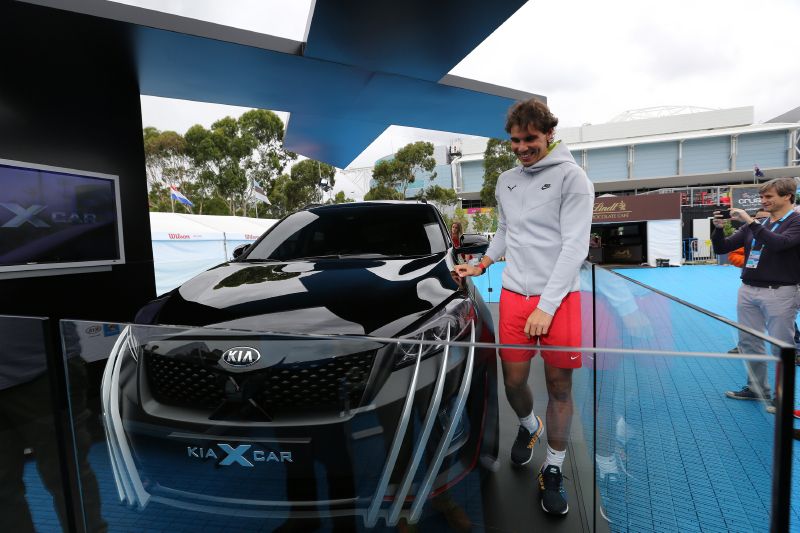 Rafael Nadal jako velvyslanec značky Kia odhalil model X-Car.