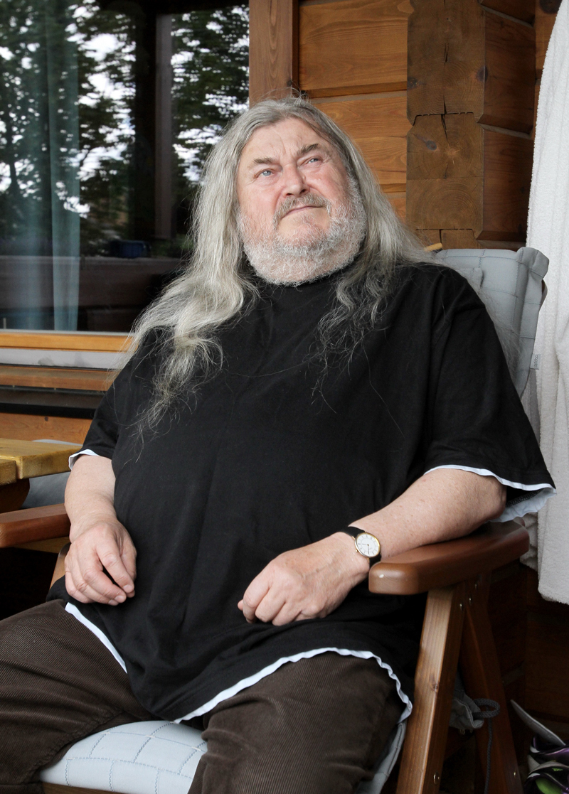 František nedbá pokynů lékaře a nešetří se.