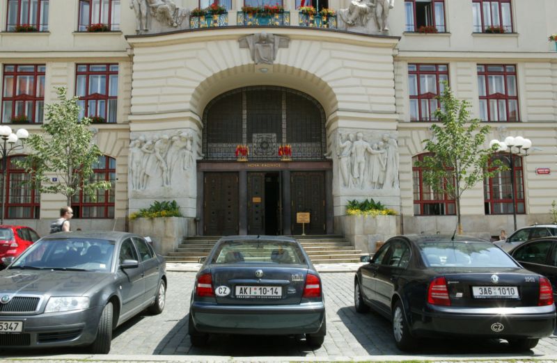 Pražský magistrát nezvládl přijmout nové pražské stavební předpisy.