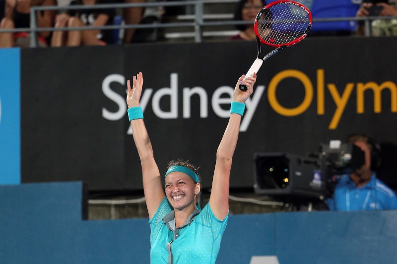 Petra Kvitová zdolala ve finále v Sydney Karolínu Plíškovou.