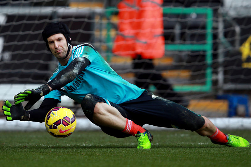 Fotbalisté Chelsea s Petrem Čechem v základní sestavě jednoznačně zvítězili na půdě Swansea.