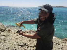 Hledaný Abdelhamid Abaaoud, když si od džihádu udělal menší volno.