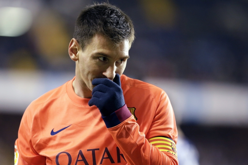 Lionel MessiKlub: BarcelonaHodnota: 3,8 miliardy korunPozice: útočníkÚdajní zájemci: Manchester City, ChelseaŠance na přestup v aktuálním přestupním období podle TÝDNE: 0,1 % Lionel MessiKlub: BarcelonaHodnota: 3,8 miliardy korunPozice: útočníkÚdajní zájemci: Manchester City, ChelseaŠance na přestup v aktuálním přestupním období podle TÝDNE: 0,1 %
