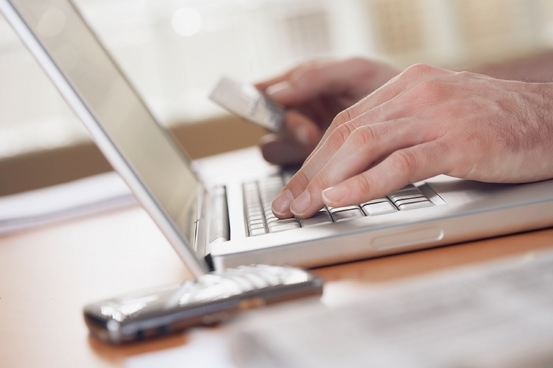 Fio banka nabízí dobíjení kreditu přes internetbanking.