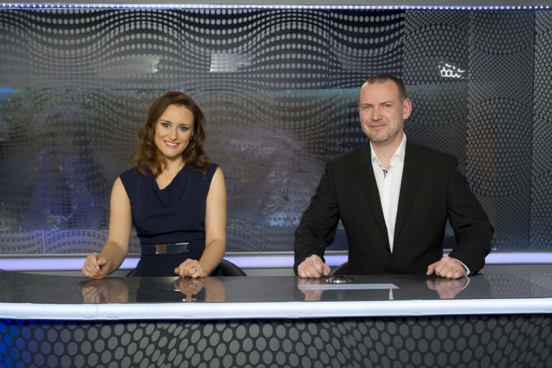 Nová moderátorská dvojice Televize Barrandov - Petra Květová Pšeničná a René Hnilička. 