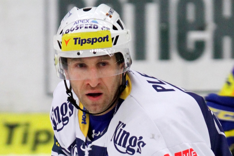 Hokejový útočník Václav Pletka končí v extraligové Plzni a ve zbytku sezony bude působit ve Slavii. 