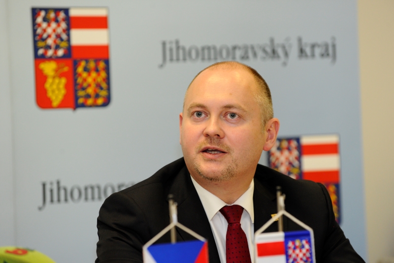 Hejtman Michal Hašek.