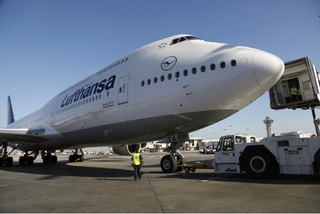 Boeing 747-8 v barvách německé Lufthansy.