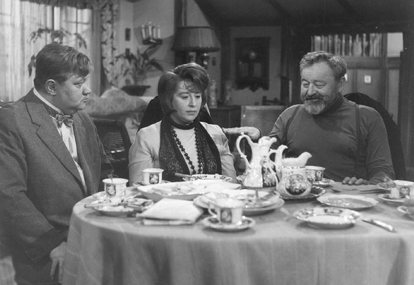 Film z roku 1964 - Drahý zesnulý.