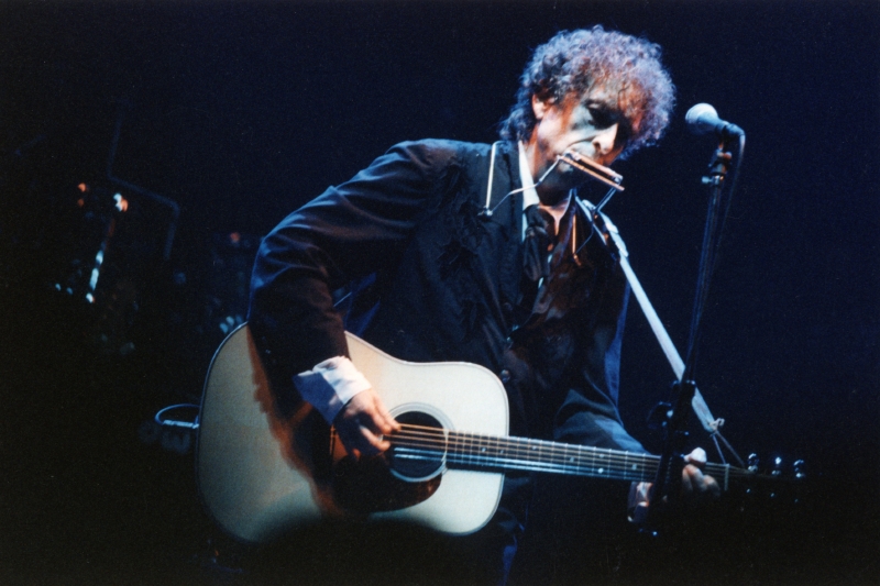 Bob Dylan se na stará kolena vrhl na swing.