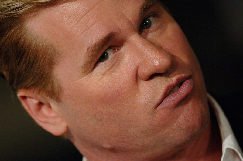 Val Kilmer skoro zemřel.