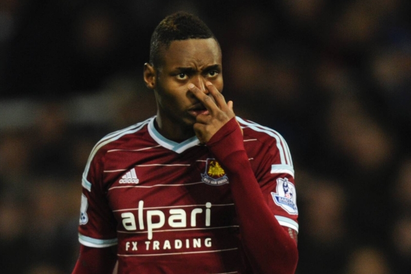 Senegalský fotbalový útočník Diafra Sakho hrající za West Ham United stane před disciplinární komisí. Senegalský fotbalový útočník Diafra Sakho hrající za West Ham United stane před disciplinární komisí.