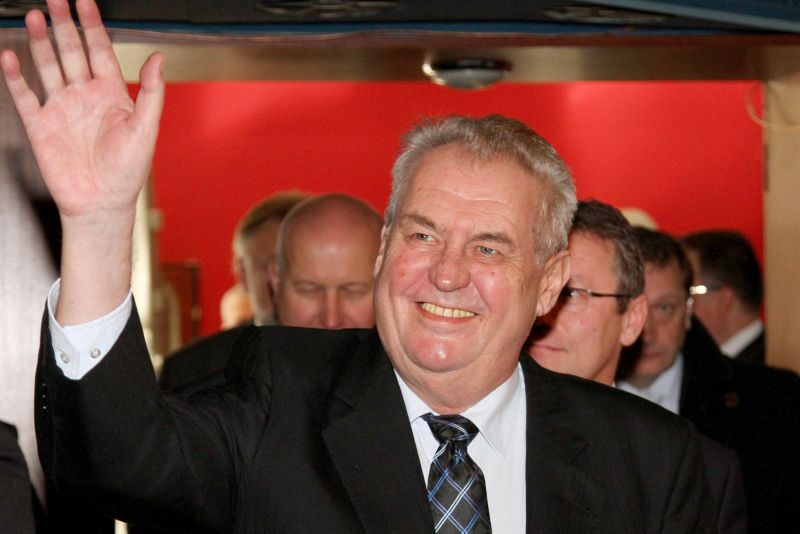 Prezident na setkání ve Varnsdorfu. Prezident na setkání ve Varnsdorfu.