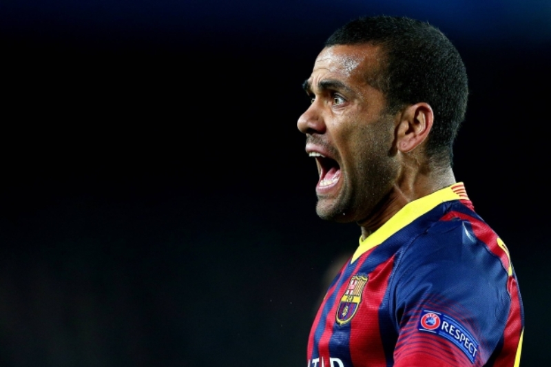 Obránce Barcelony Daniel Alves.