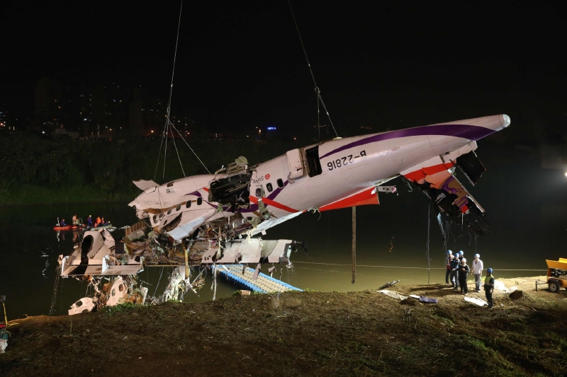 Vrak letadla společnosti TransAsia Airways, které se ve středu zřítilo.