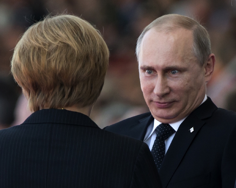 Putin a Merkelová (ilustrační foto).